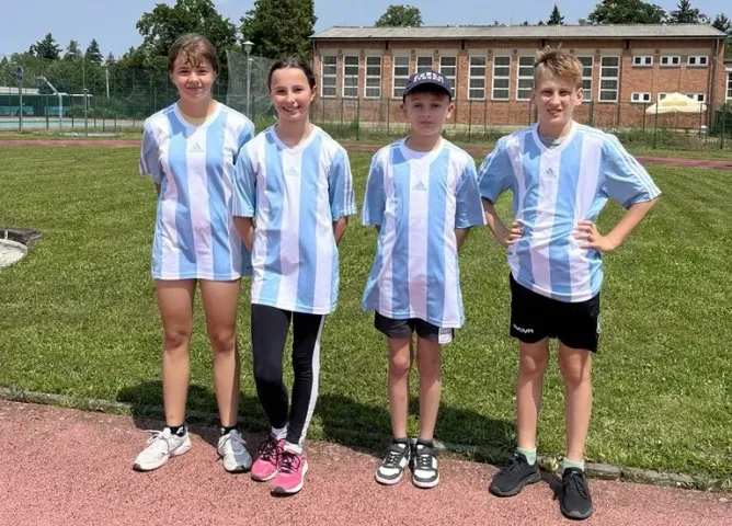 Atletický trojboj smíšených družstev