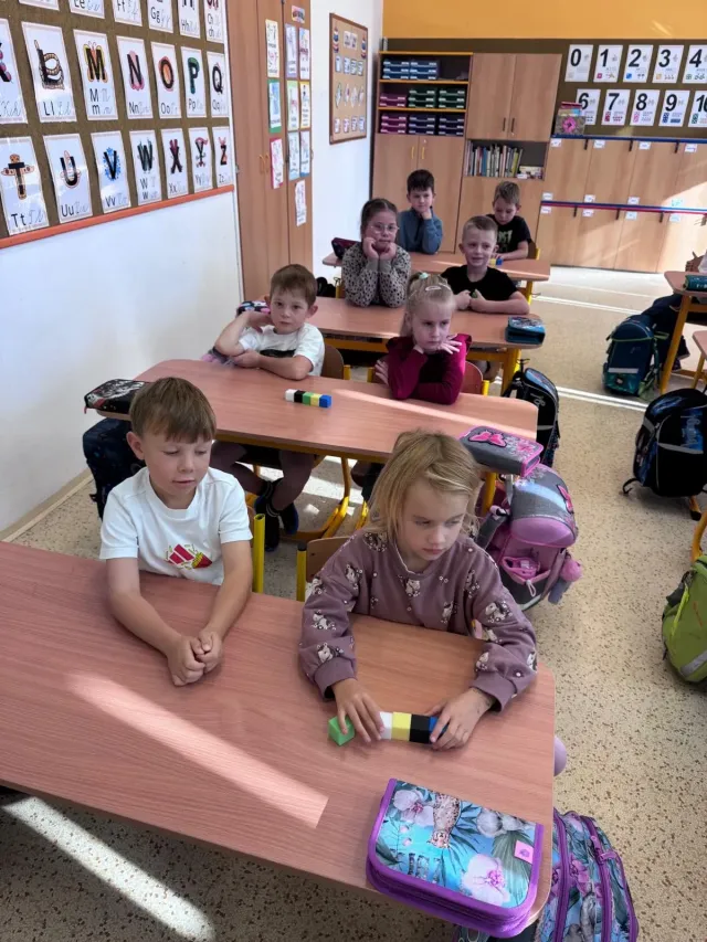Jak si užila svoje první září ve škole 1.B?