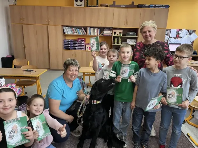 Za dveřmi družiny: Bratrstvo psích tlapek