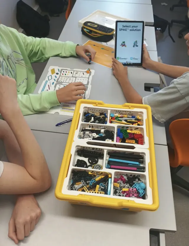Workshop robotiky: Naši žáci se seznámili se světem programování