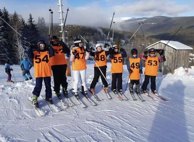 Očima dětí: Lyžák 7. tříd plný mrazivých podmínek