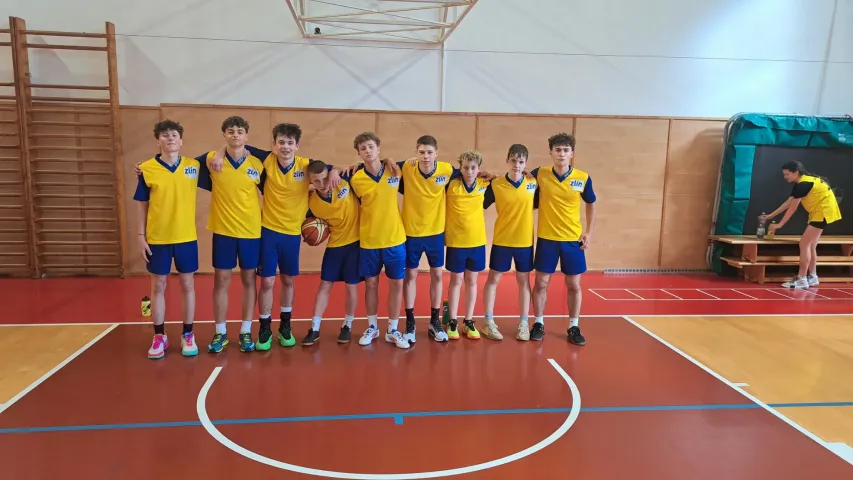 Naši sportovci kralovali krajskému kolu v basketbalu